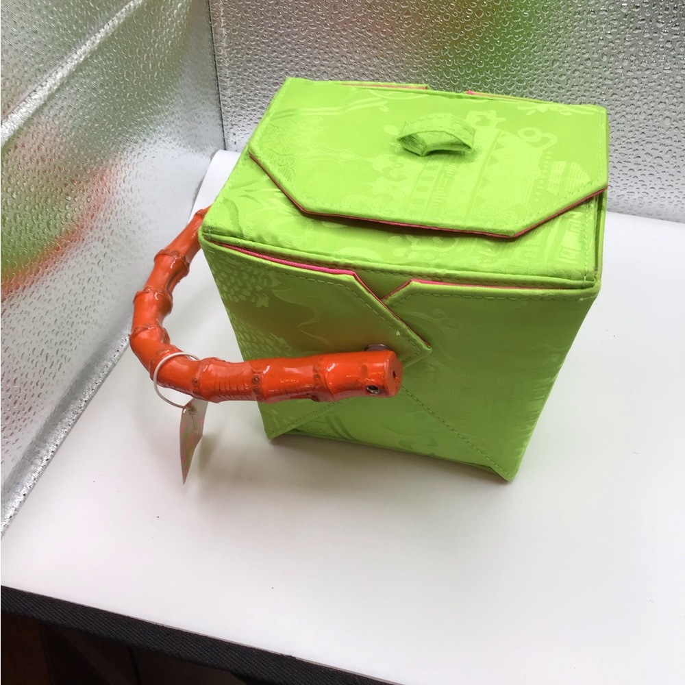 NWOT Stunning Purse or can be used as an Easter Basket or Flower Basket
